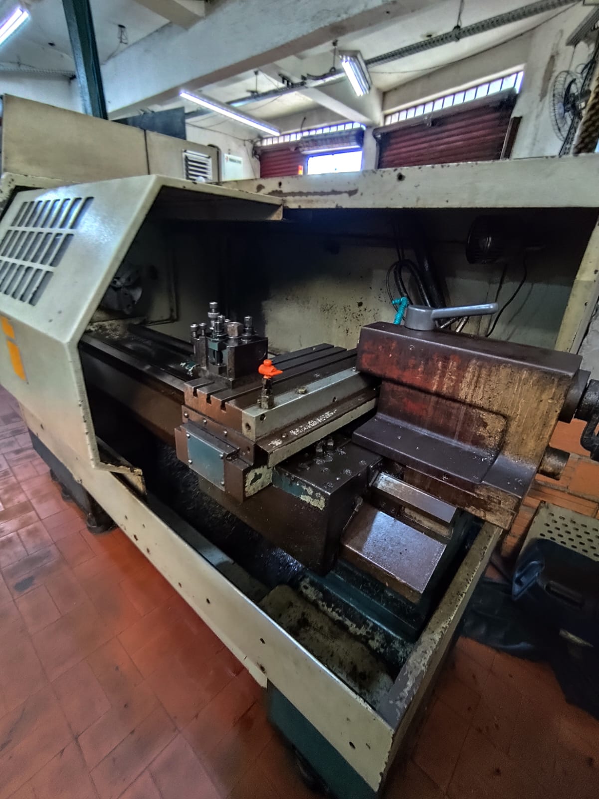 Torno CNC – CENTUR 30 R — foto 3