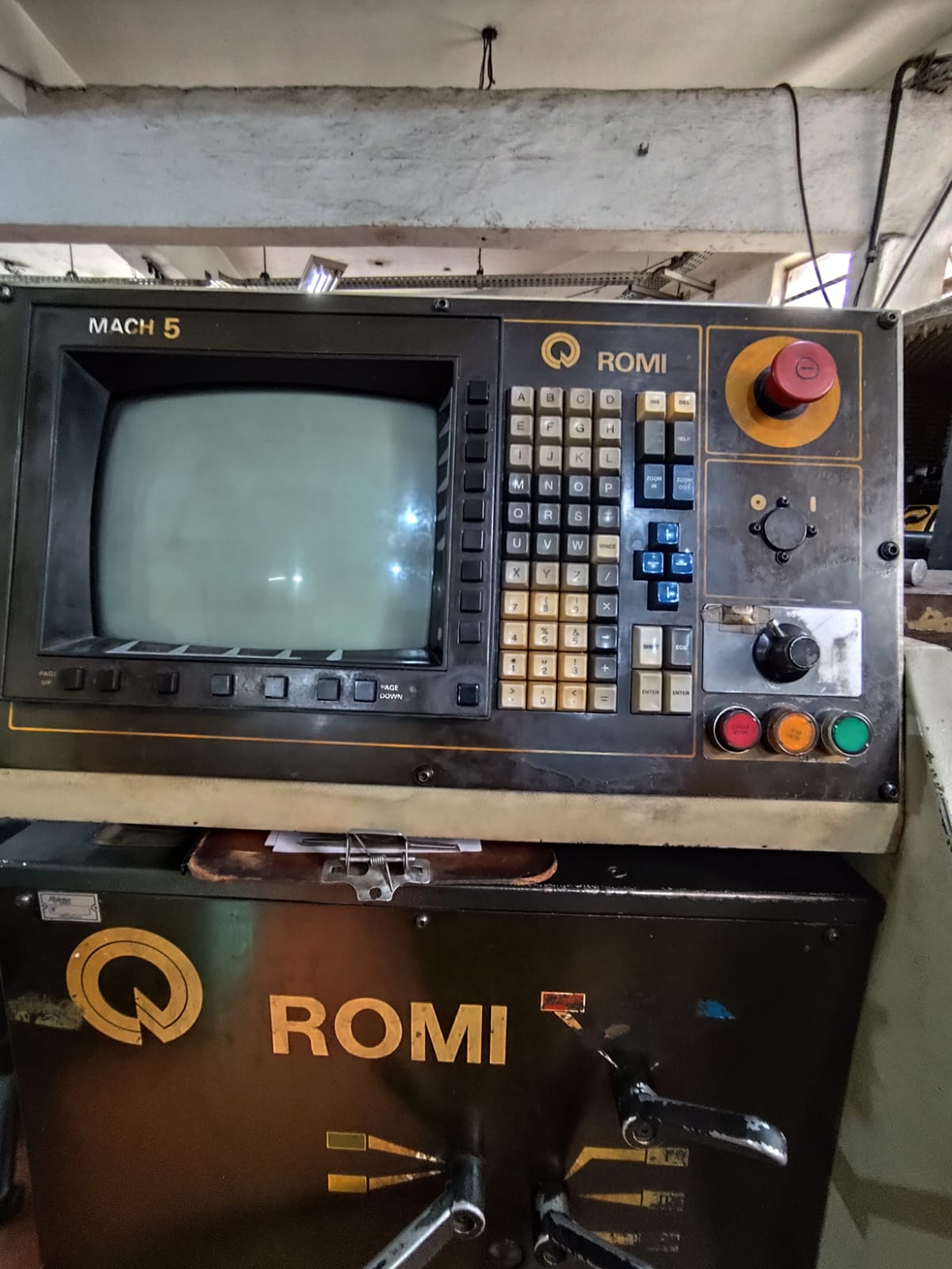 Torno CNC – CENTUR 30 R — foto 6
