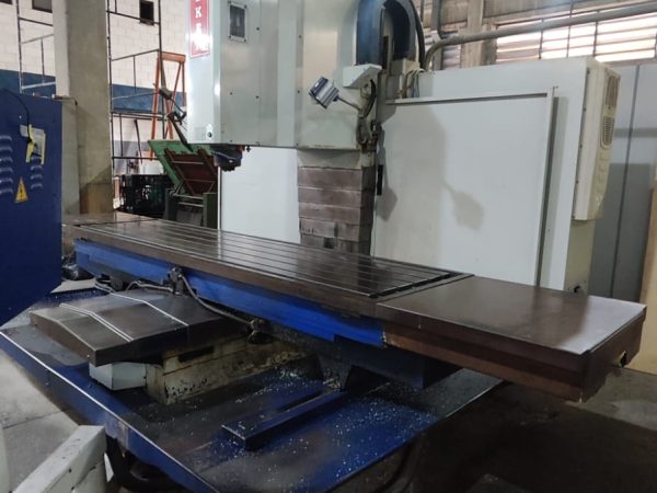 Fresadora CNC – Veker VK 4900