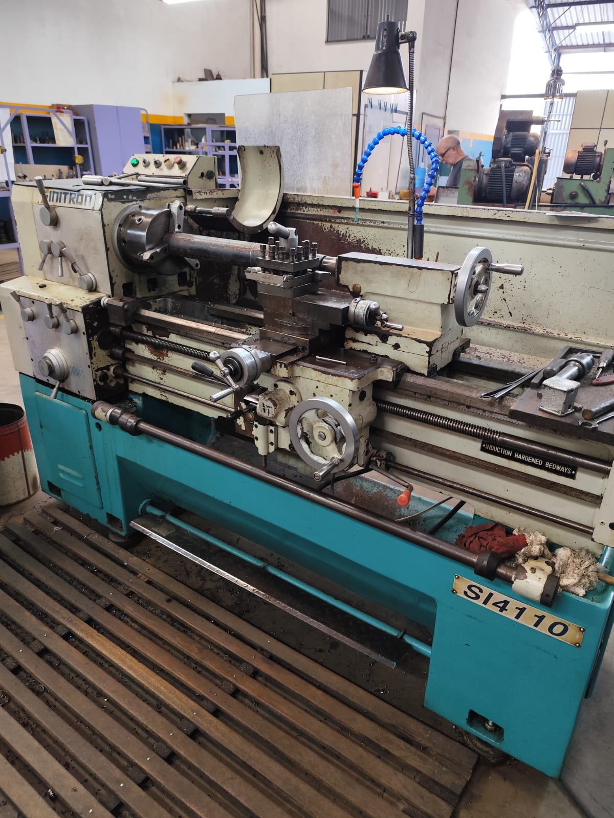 Torno Mecânico Sinitron SL 4110 — foto 5