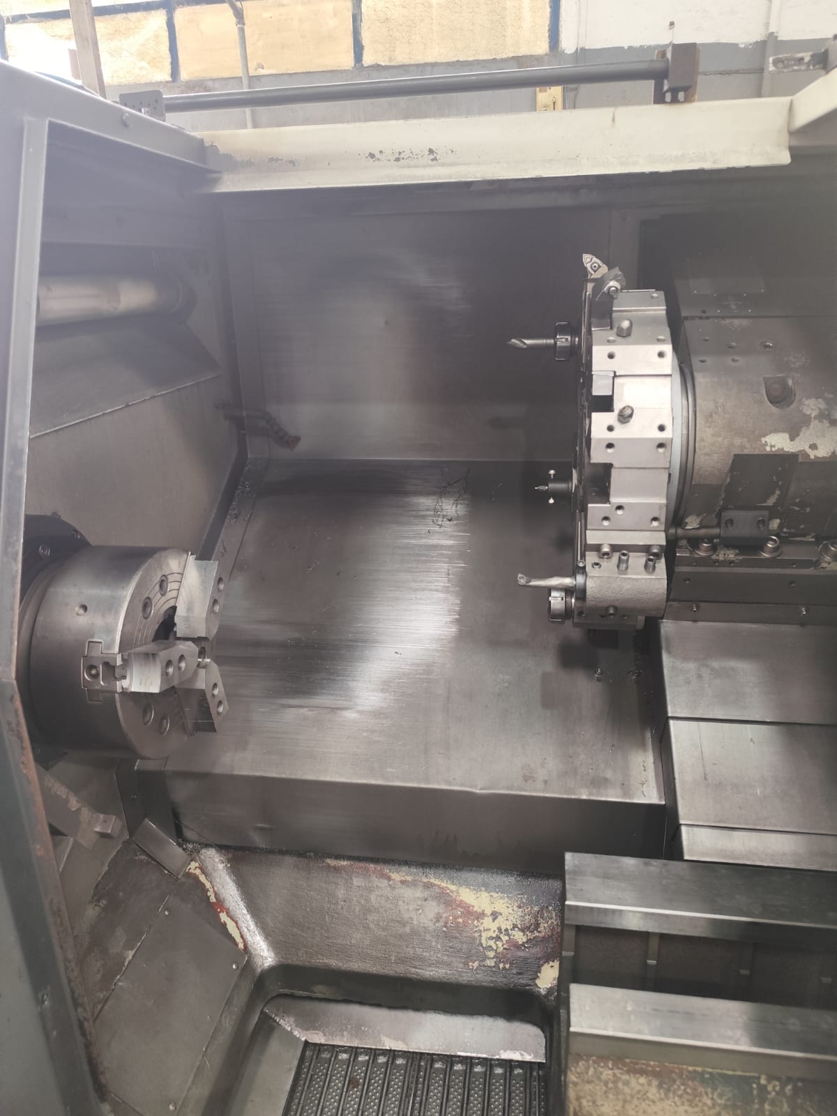 Torno CNC Feeler FTC30 — foto 11