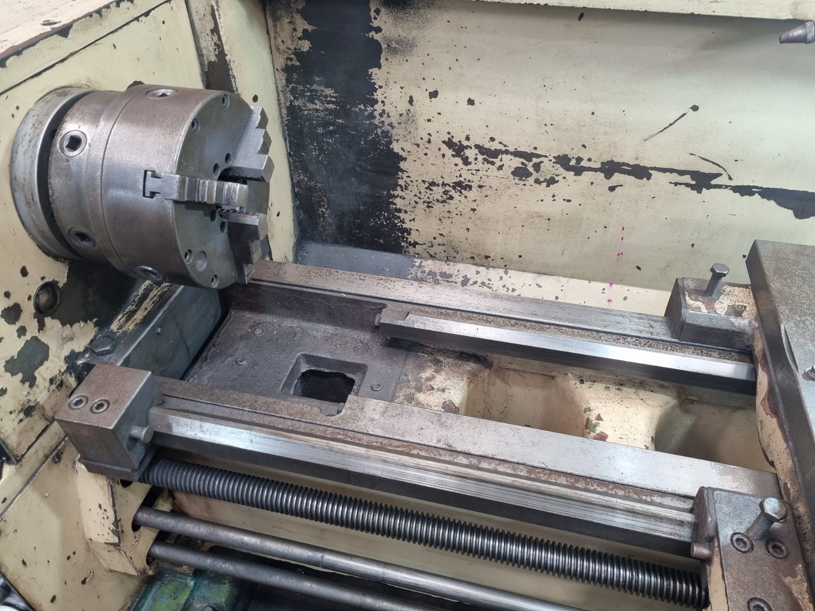 Vendo Torno Mecânico MAGNUM-CUT 1640 FEL GZJ — foto 6