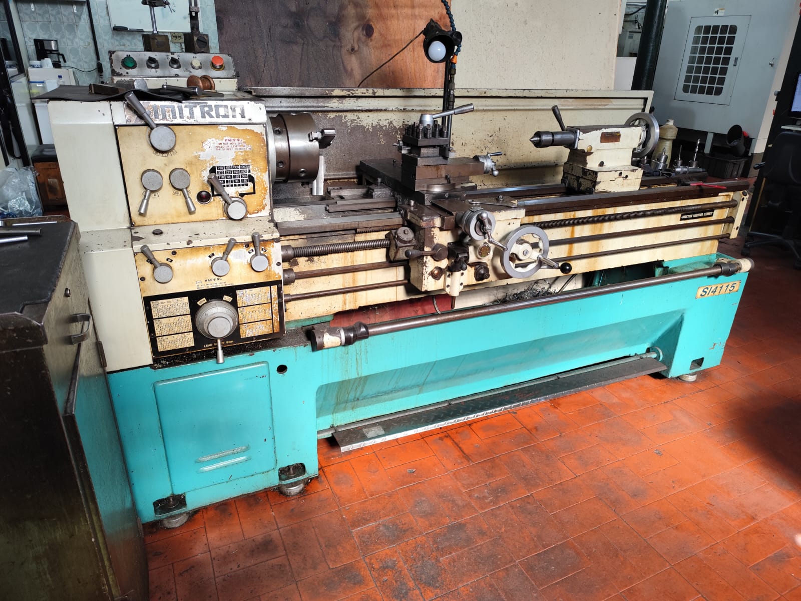 Torno Mecânico – Sinitron SI 4115 — foto 3