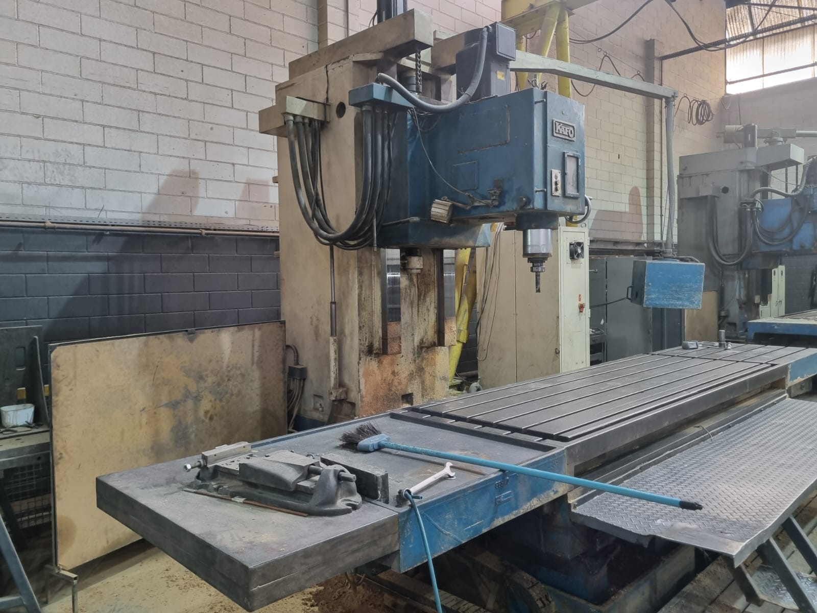 Fresadora CNC Kafo VTC 3010 — foto 3