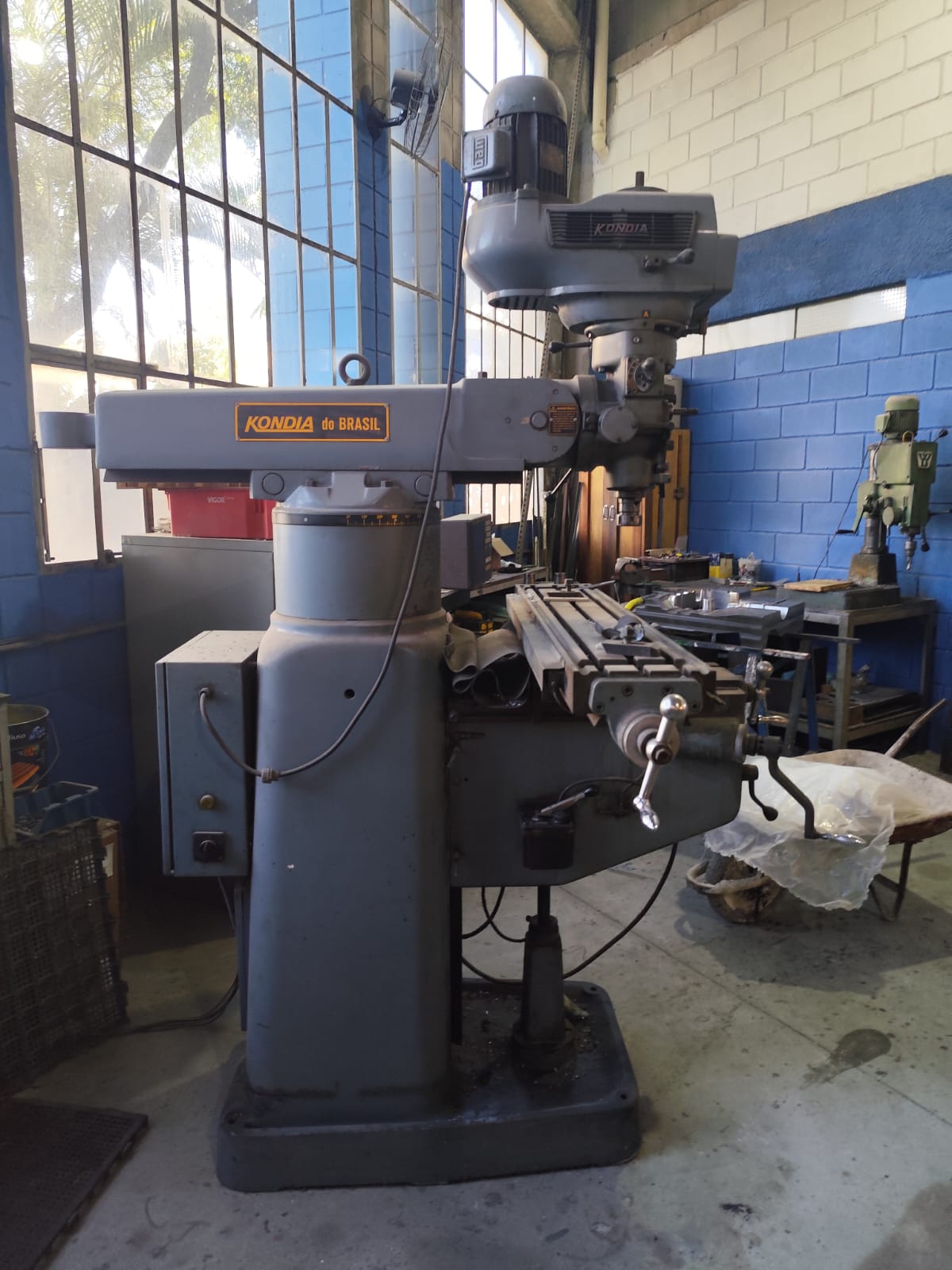 Fresadora Ferramenteira Kondia FV 2 — foto 4