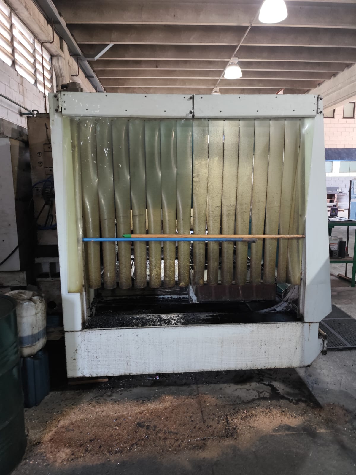 Fresadora CNC Sinitron B7 NX 1500 — foto 2