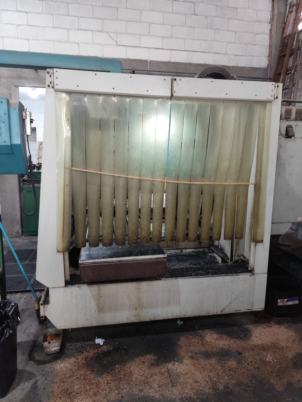 Fresadora CNC Sinitron B7 NX 1500 — foto 4