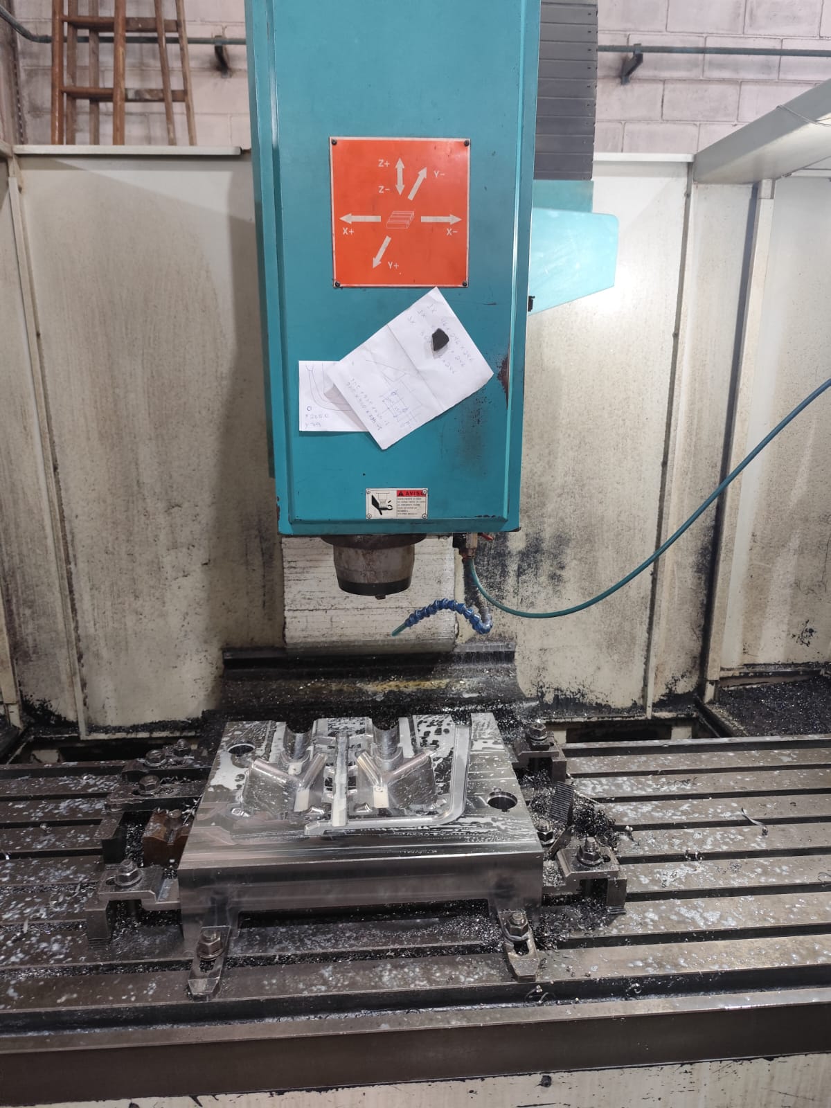 Fresadora CNC Sinitron B7 NX 1500 — foto 5