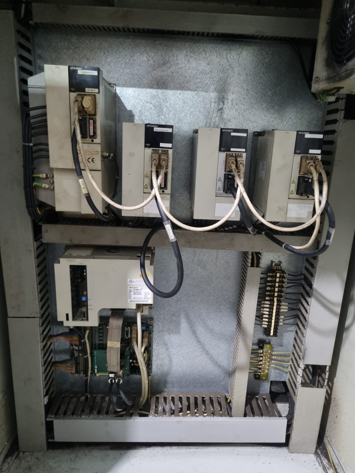 Fresadora CNC Sinitron B5NX — foto 3