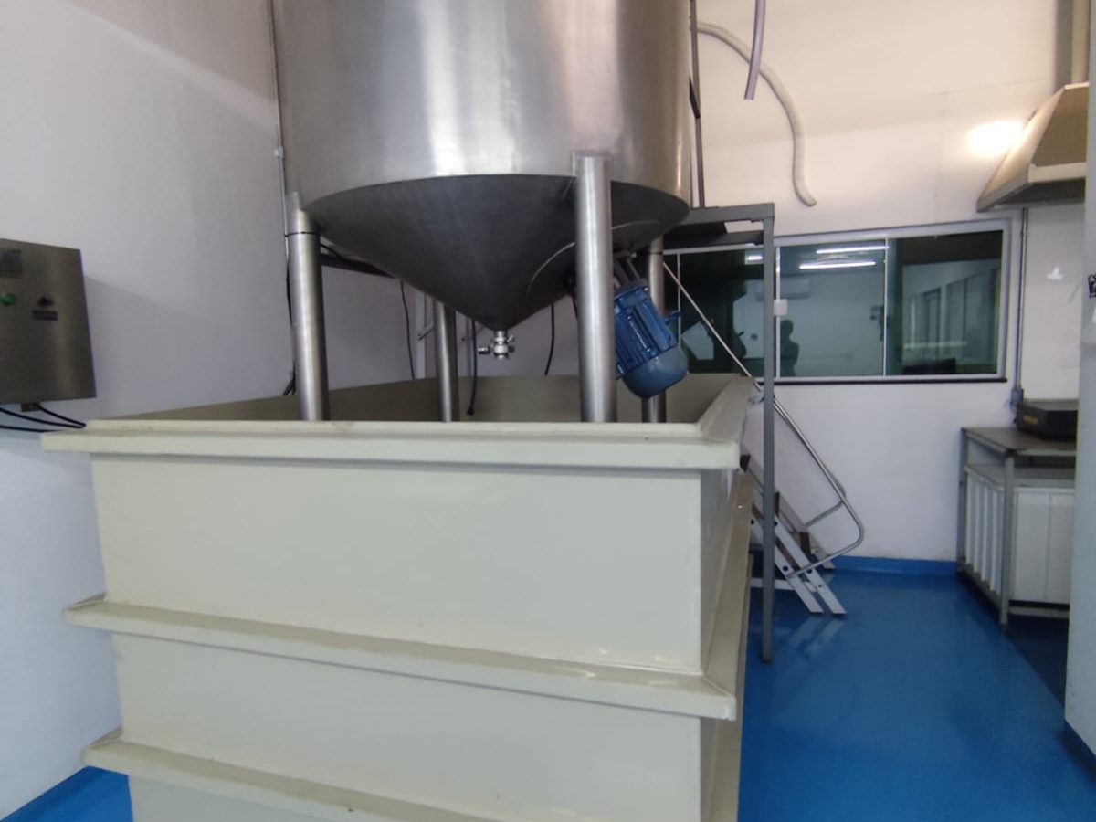 Misturador de inox 2.000 L — foto 1