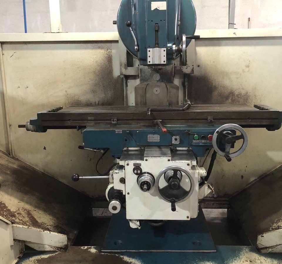 Fresadora Universal – Marca Stankoimport (Russa) — foto 1