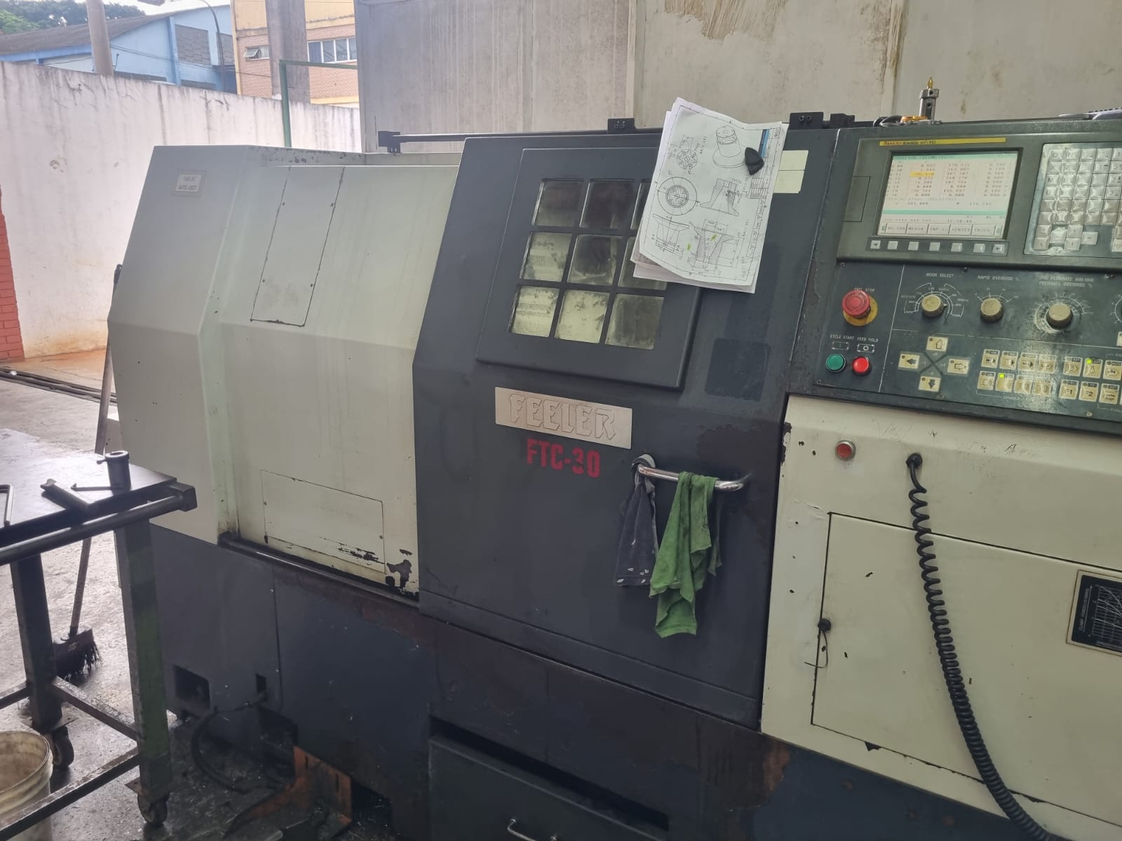 Torno CNC Feeler FTC-30 — foto 7