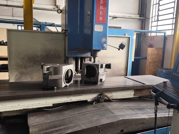 Fresadora CNC Veker MVK 2500