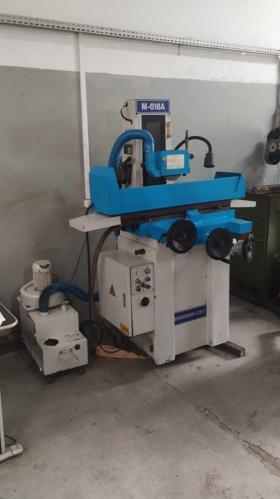 Retífica plana Veker M-618A (Também Retificadora plana manual tangencial) — foto 3
