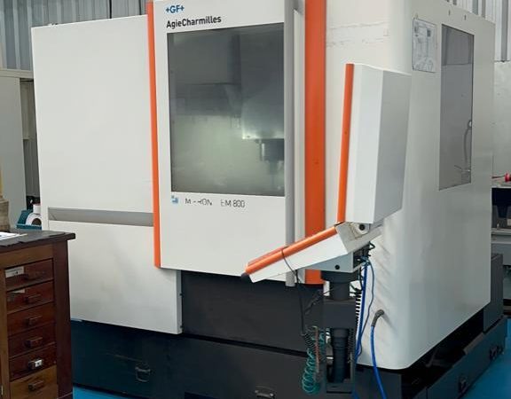 Centro de Usinagem – MIKRON – HEM 800