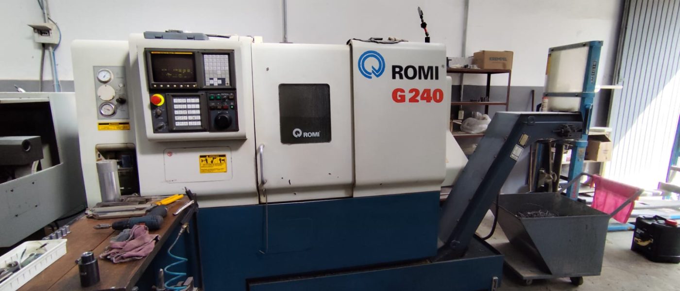 Torno CNC Romi G240