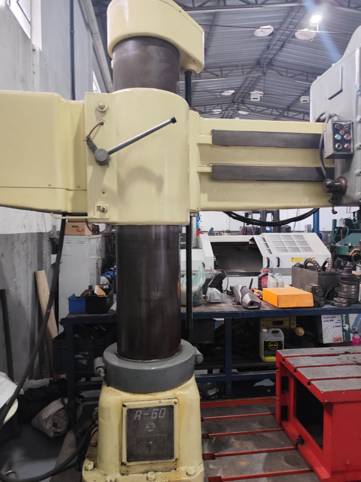 Furadeira Radial Ricco – R 60 — foto 7
